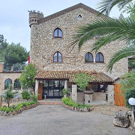 Roccavivara Hotel Lo Smeraldo מראה חיצוני תמונה